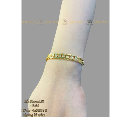 Lắc Khoen Lật 2 Chỉ 24