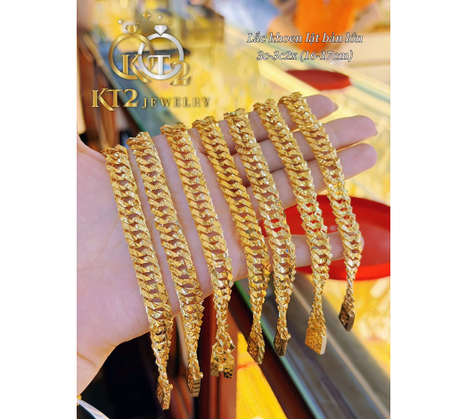 Lắc Khoen Lật Bảng 3 Chỉ 